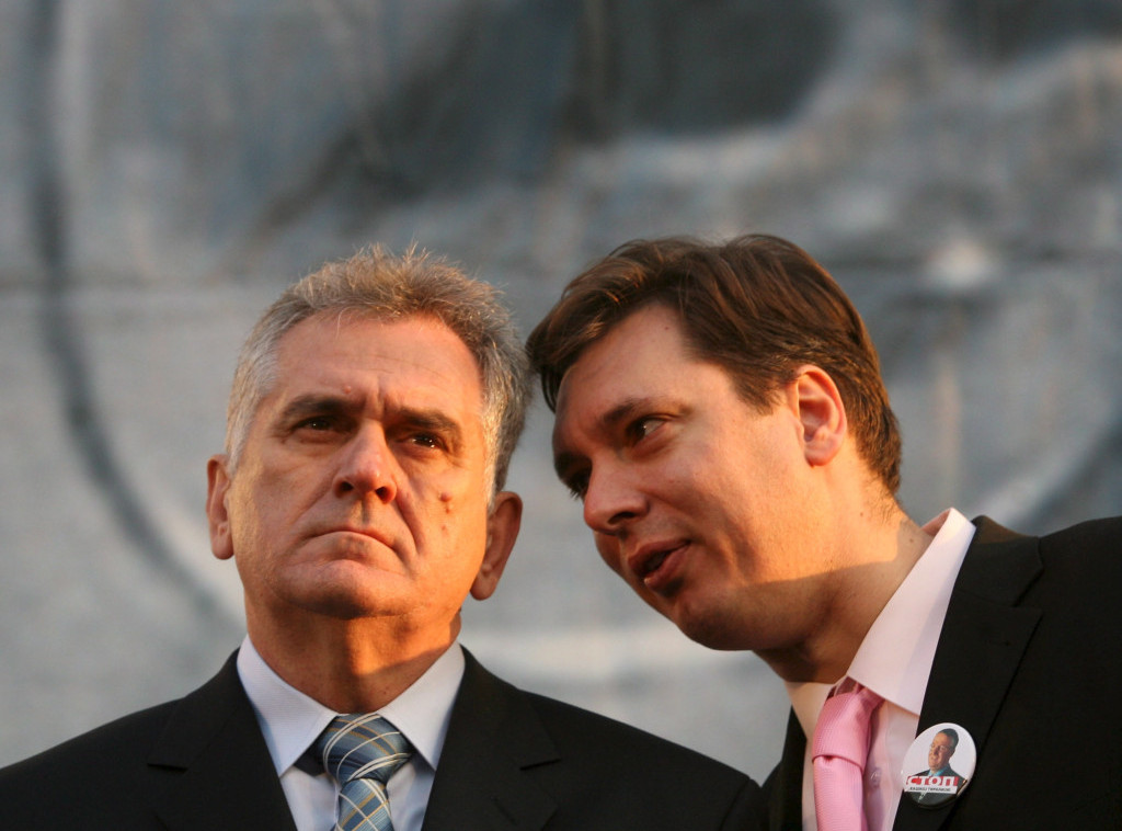 Rentiranje političkih očeva: Vučić, Šešelj i Nikolić ponovo zajedno u kampanji