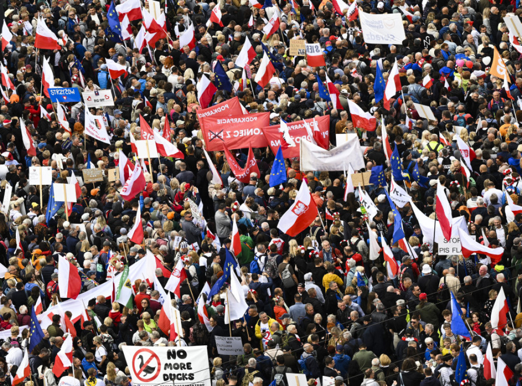 Poljska između odlazeće i nove vlade: Uklanjanje tragova - ako ne možeš da ih pobediš bar im otežaj