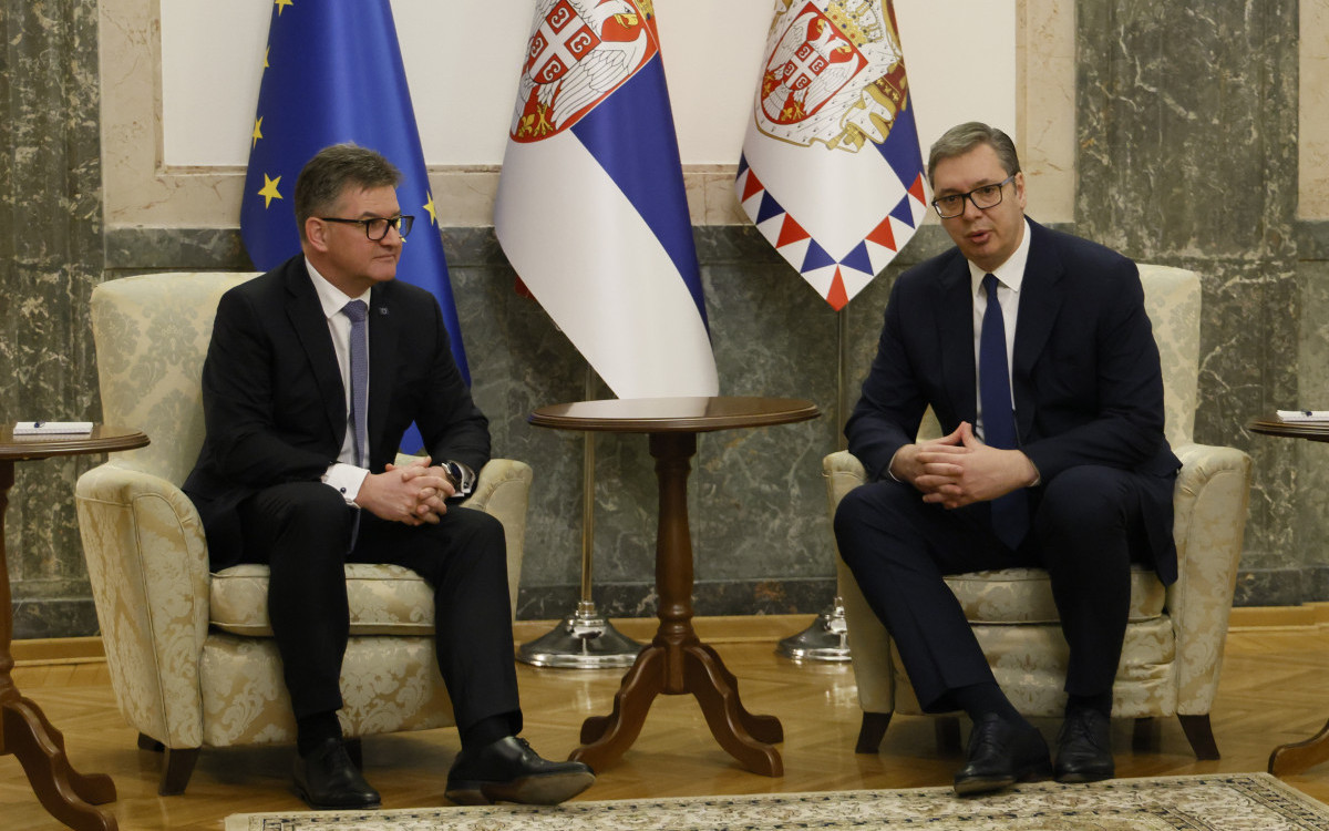 O čemu je Vučić razgovarao sa Lajčakom u Beogradu