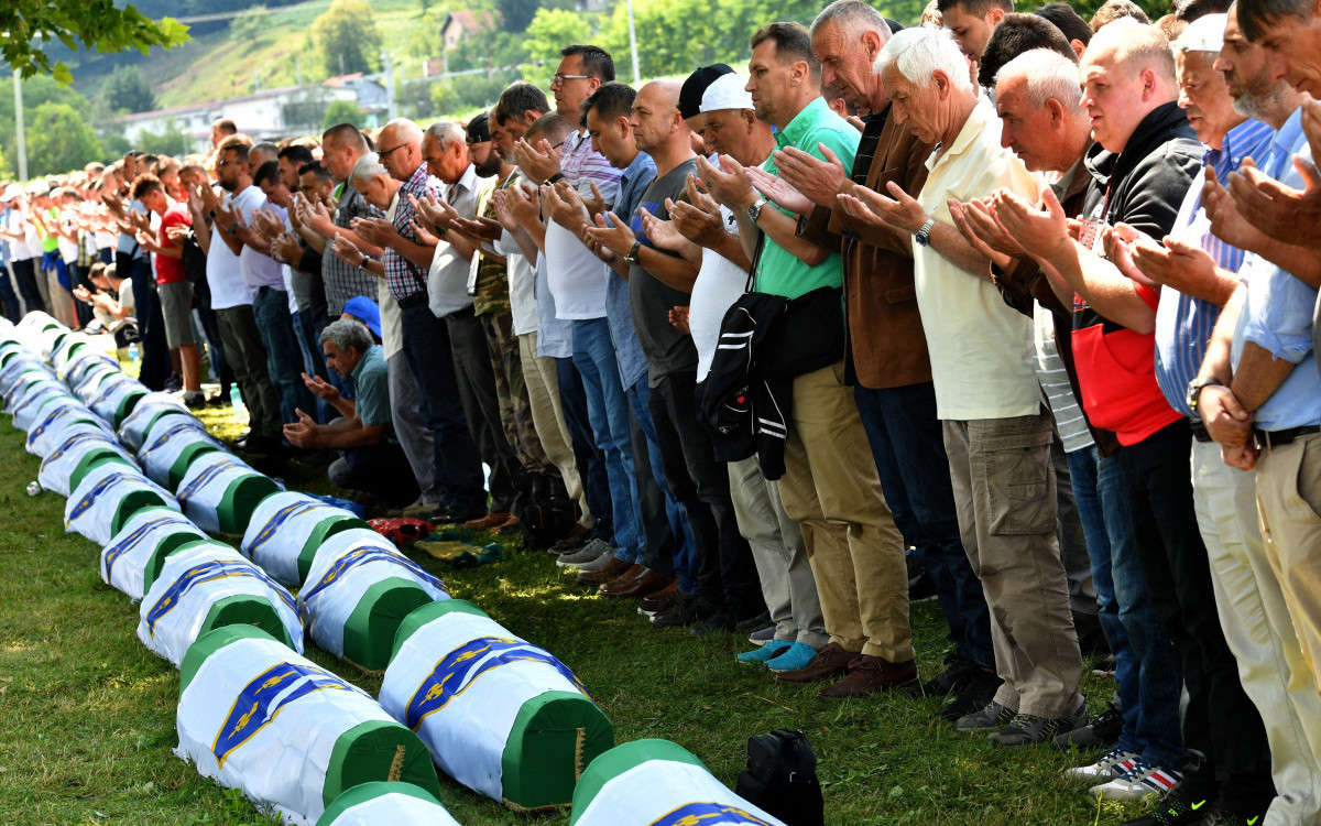 Preventivna stigmatizacija Srba: Šta je cilj, a šta su moguće posledice rezolucije o genocidu u Srebrenici