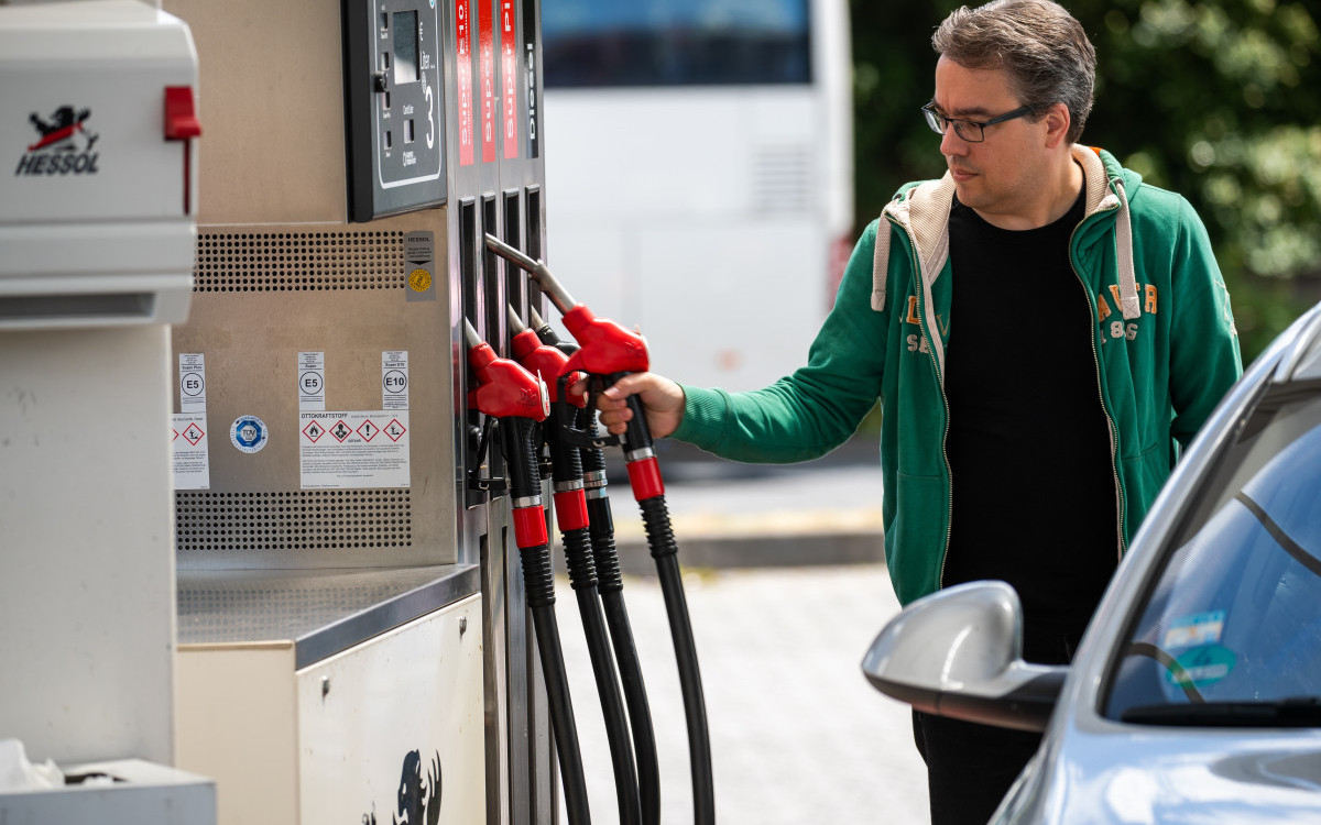 Šta nam donose veće akcize na gorivo u okolnostima kada cena barela na berzama kontinuirano raste